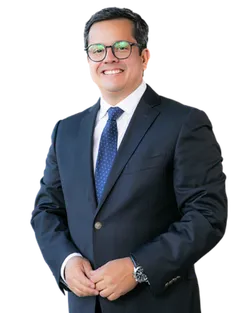 Retrato profesional de Abogado Iván González