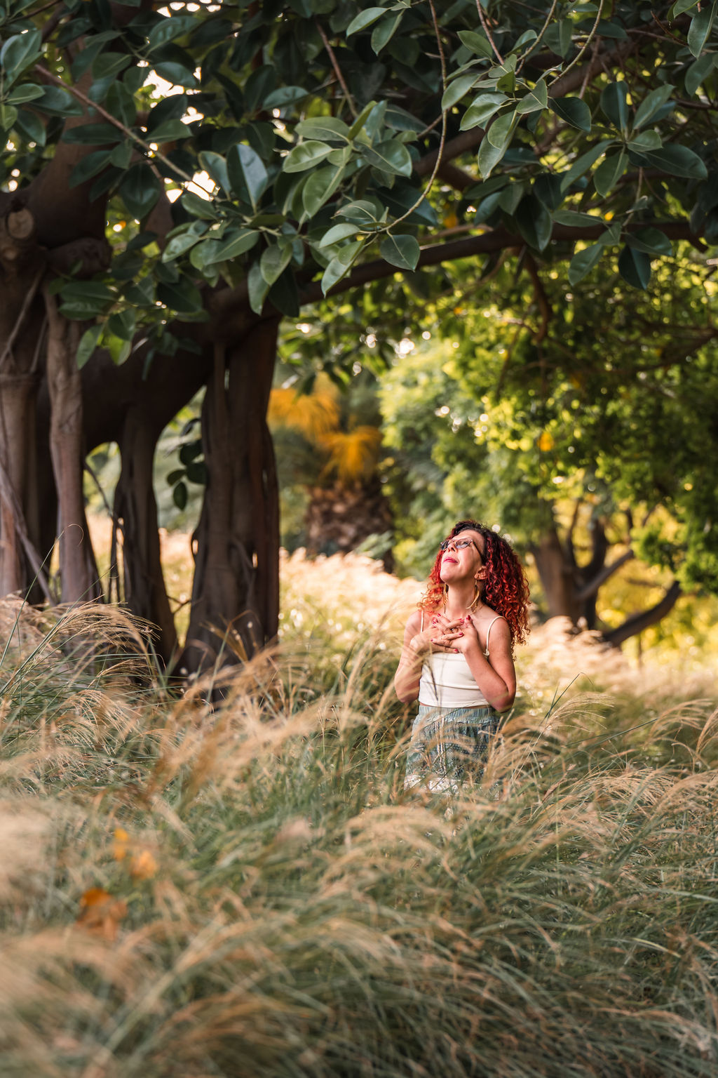 A spiit-led woman that enjoy life to the fullest. Her spirituality is blended with her everyday-life. Co-creation with Spirit is always in motion.
