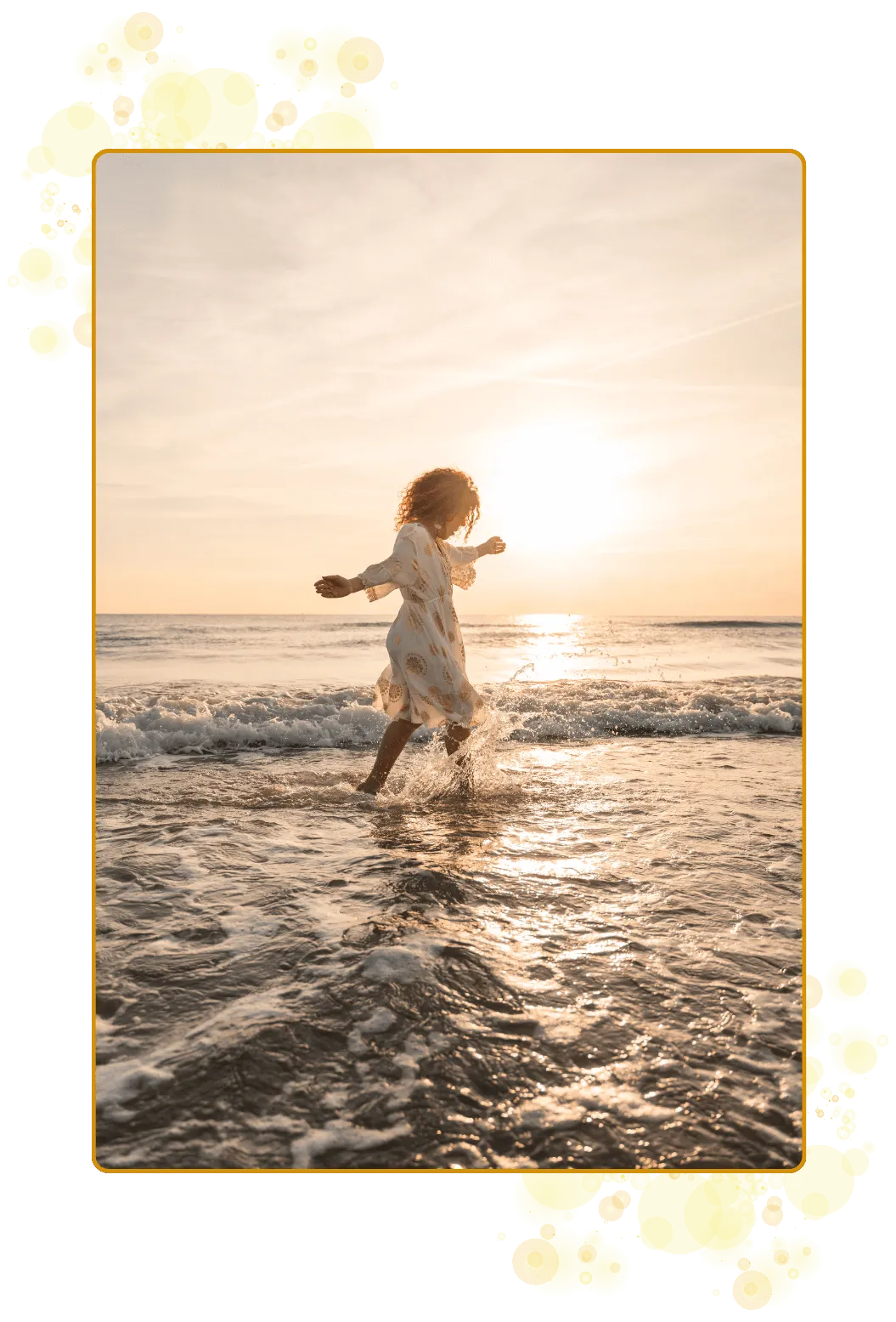 Lekende, skapende, hav, bølger, soloppgang, spirituell kontakt, leve livet, skape en bedrift ut fra harmoni og alt du er.