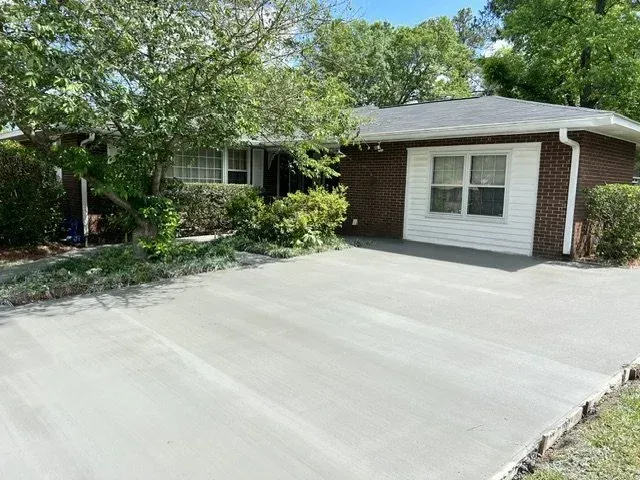 Augusta Concrete Pros builds and installs Driveway.