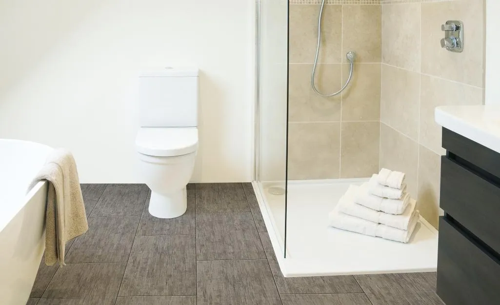 Shower & Bathtub Installation repair in Silver Lakes home.