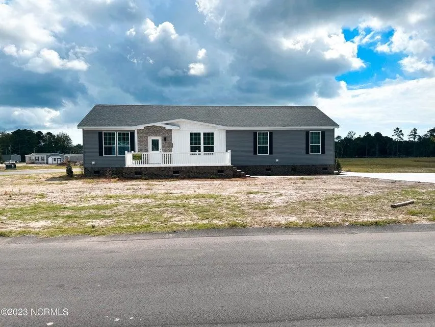 Brand New Home Available at 857 Yaupon Drive SW, Calabash, NC