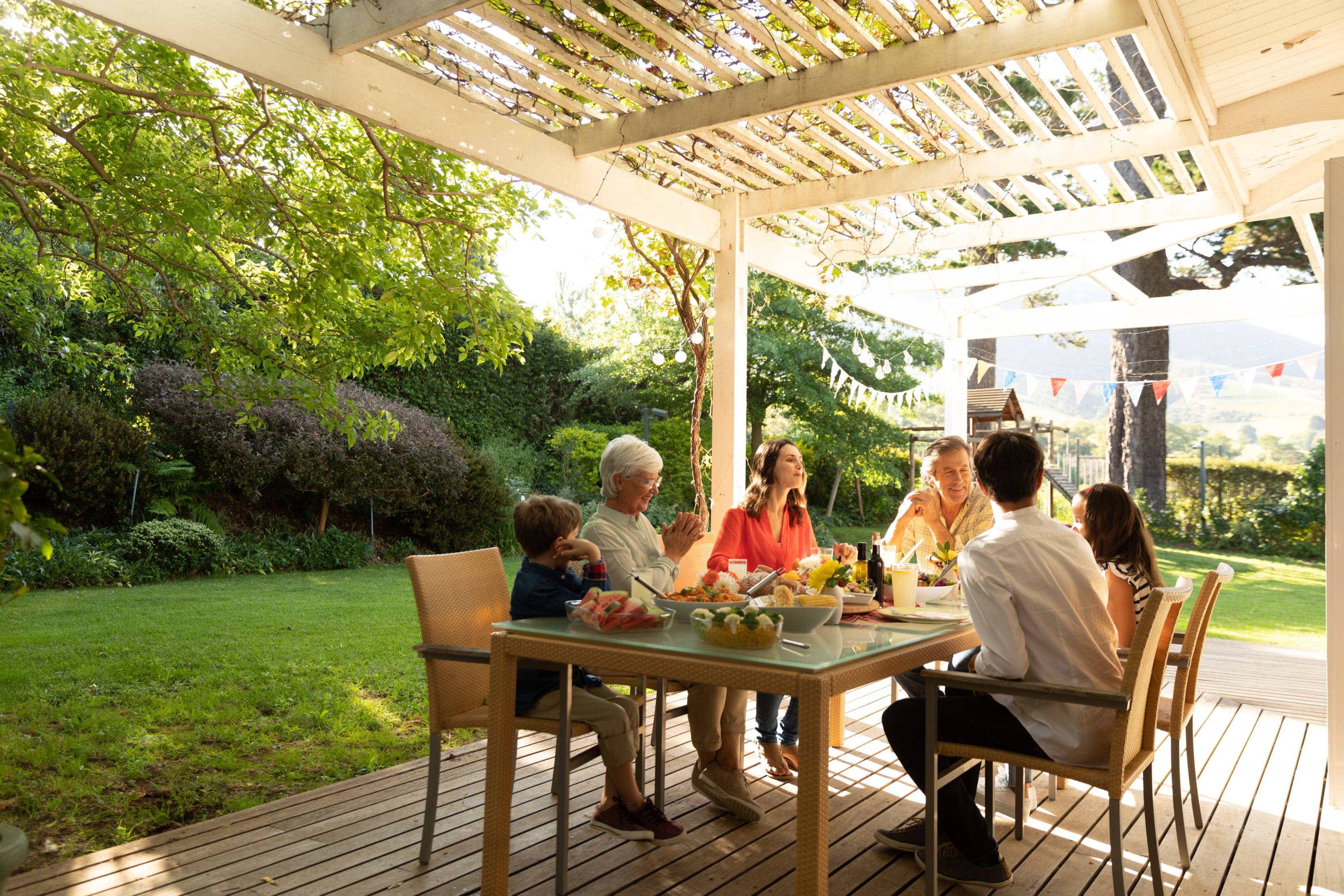 Patio Cover Installation in Queen Creek AZ: Create a Comfortable Outdoor Living Space