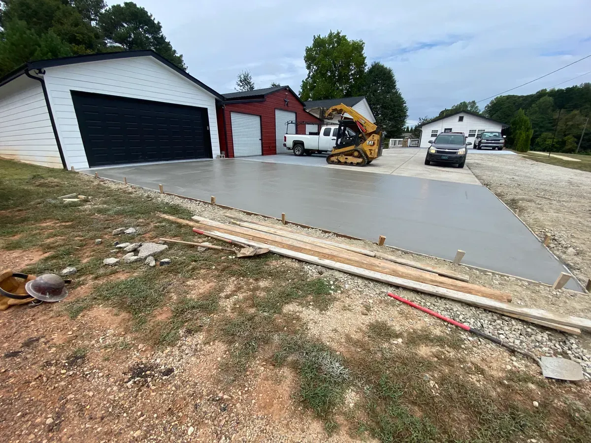 Boca Raton Concrete levels sidewalks.