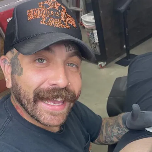Tattoo Artist Beso