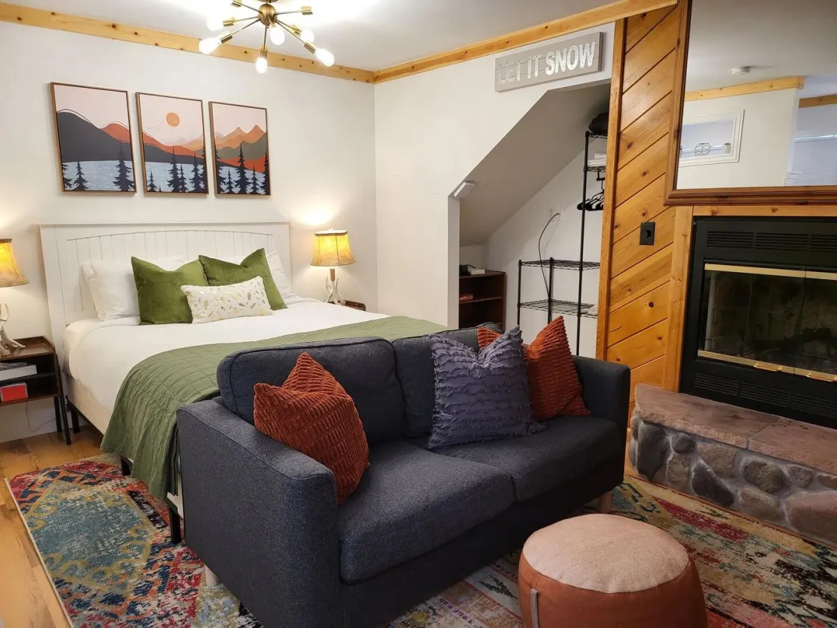 Dusk to Dawn Properties team photo