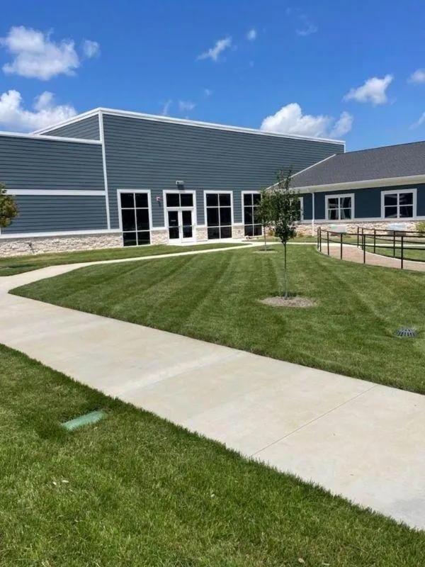 commercial lawn maintenance services in wentzville mo