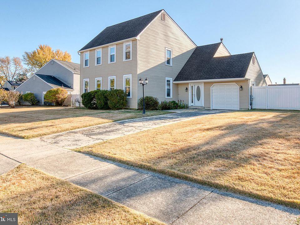 Deptford Concrete builds and installs driveway