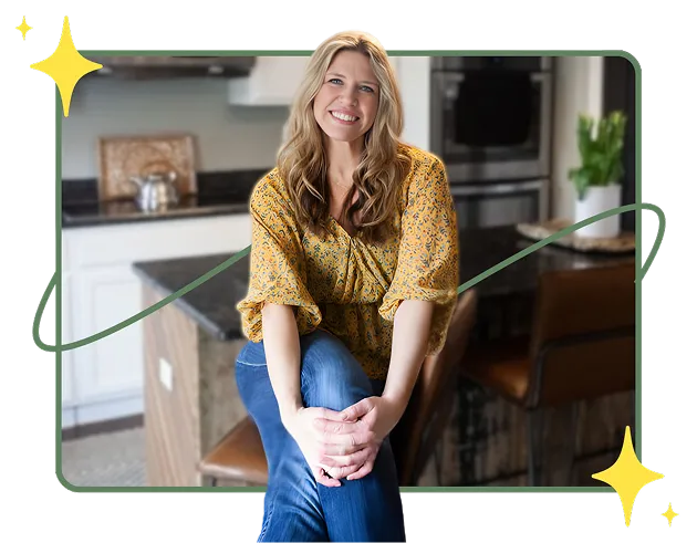 Nichole - Founder of Organize by Designe, smiling in a professional portrait