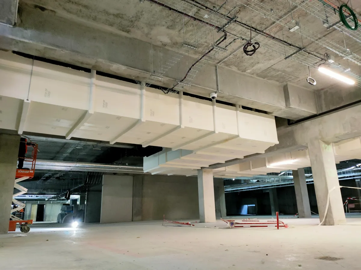 Création d’une gaine Staff de désenfumage coupe-feu dans un immeuble mixte logements et bureaux à Lille – intervention ERBI