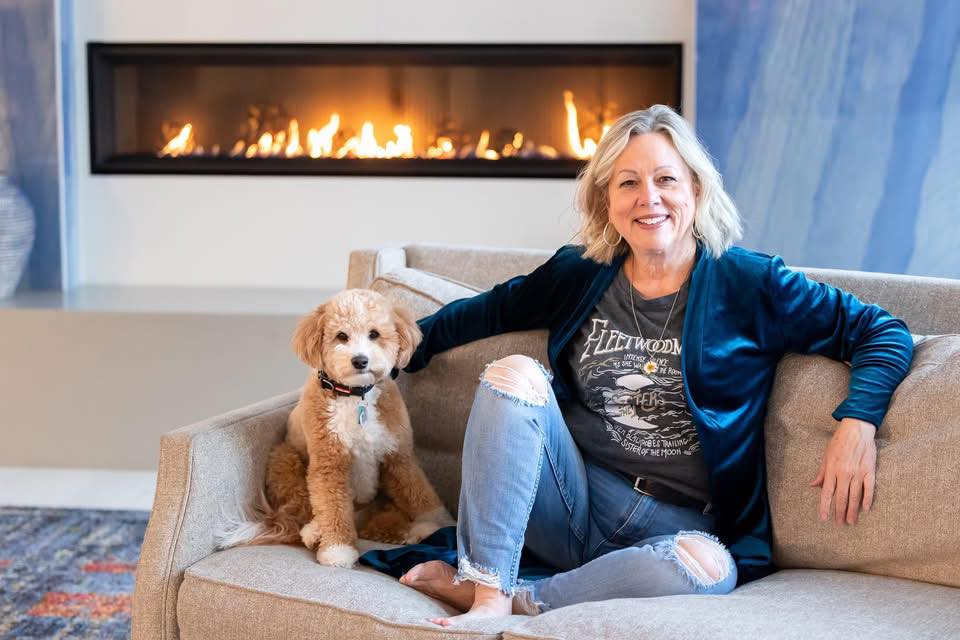 Debbie Heiser leading a workshop session