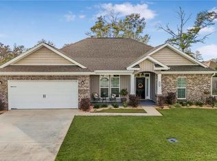 Mobile Concrete builds and installs Driveway