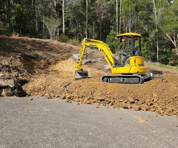  Mini Excavator Hire