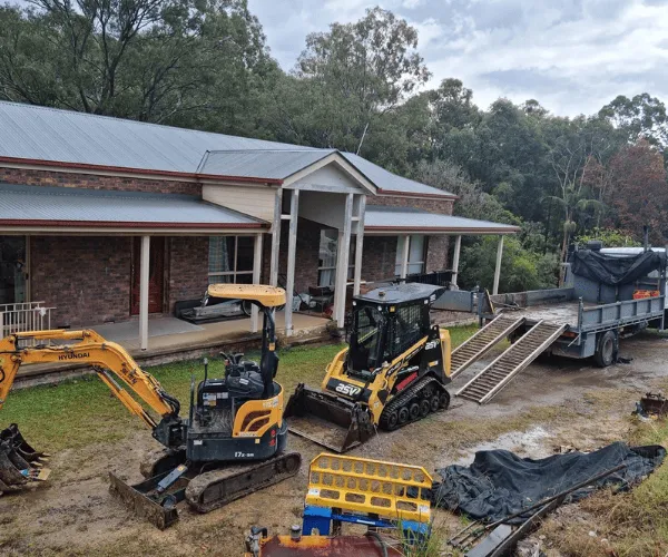  Mini Excavator Hire