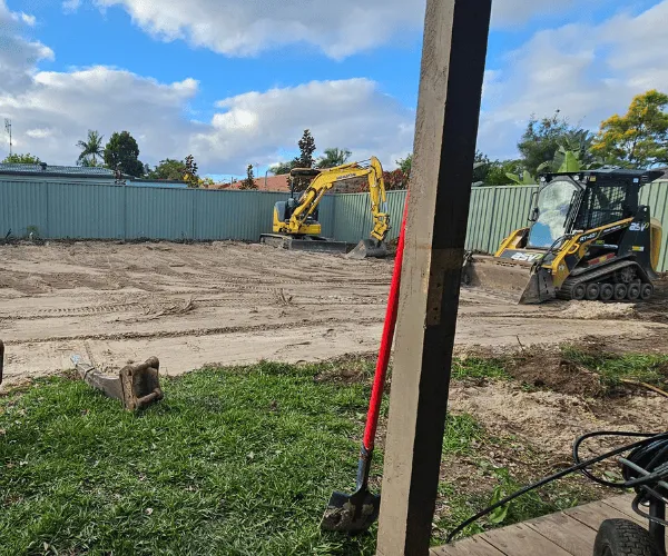 Mini Excavator Bobcat Combo Service 