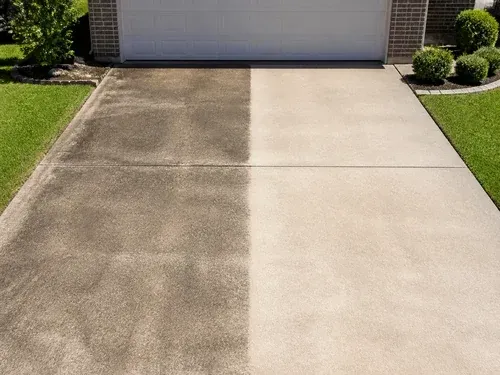 House Washing in Houston