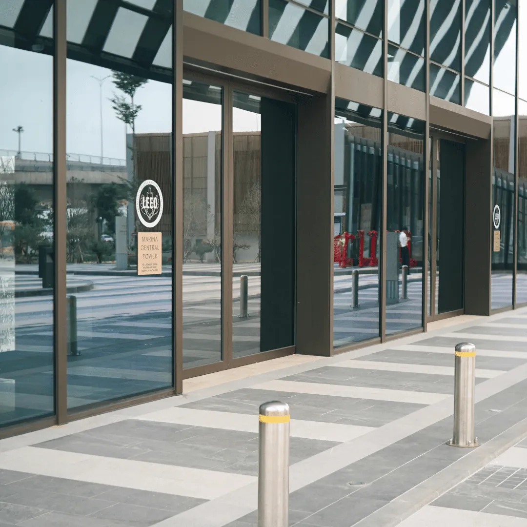 commercial window tinting Gilbert AZ, office window tinting Gilbert AZ, storefront window tinting Gilbert AZ, ceramic commercial tint Gilbert AZ, business window tinting Gilbert AZ, commercial glass tinting Mesa AZ, office window tinting Phoenix