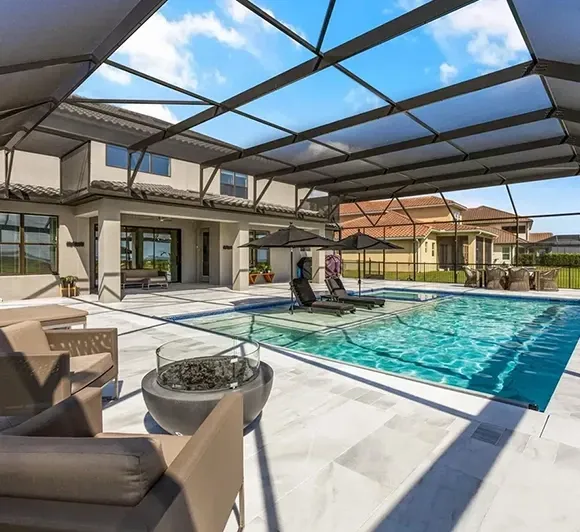 Luxury Short-term Rental Homes in Davenport, FL