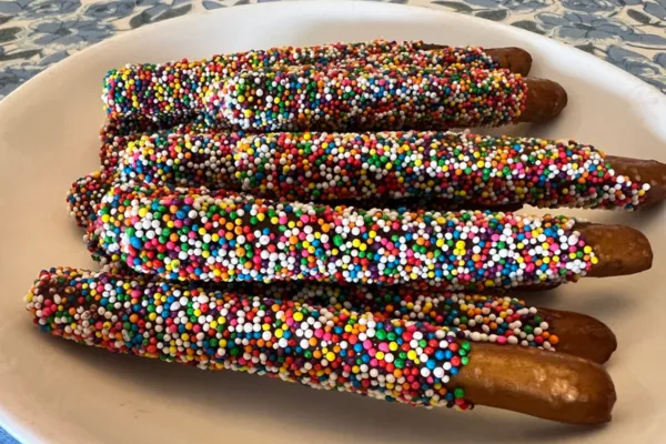 How to Make Perfect Gluten-Free Chocolate Covered Pretzels
