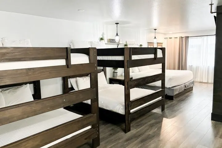 The Magnolia Bunk Room at Metropolis Resort