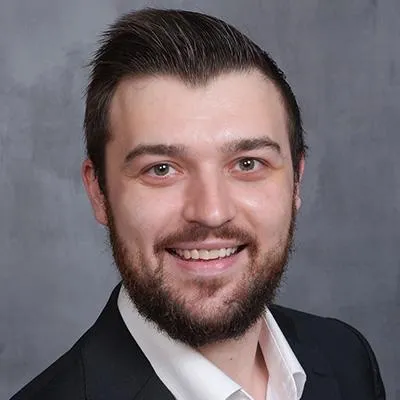 Connor Holtz, Business Development & Relationships Manager