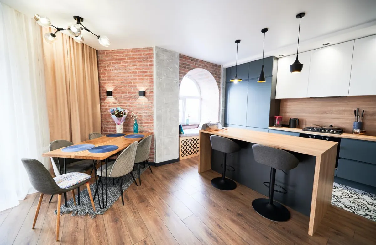 Modern room with clean laminate flooring showcasing durability and style