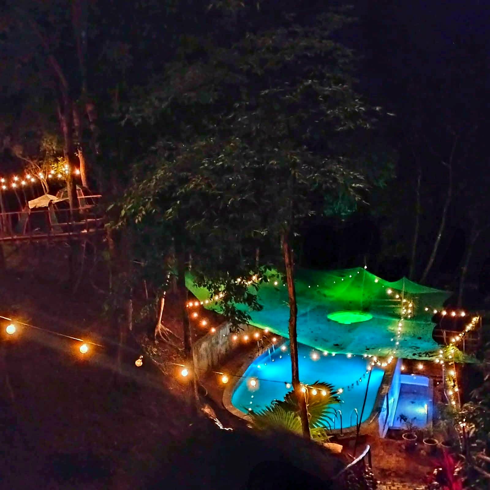 Swimming Pool a Night