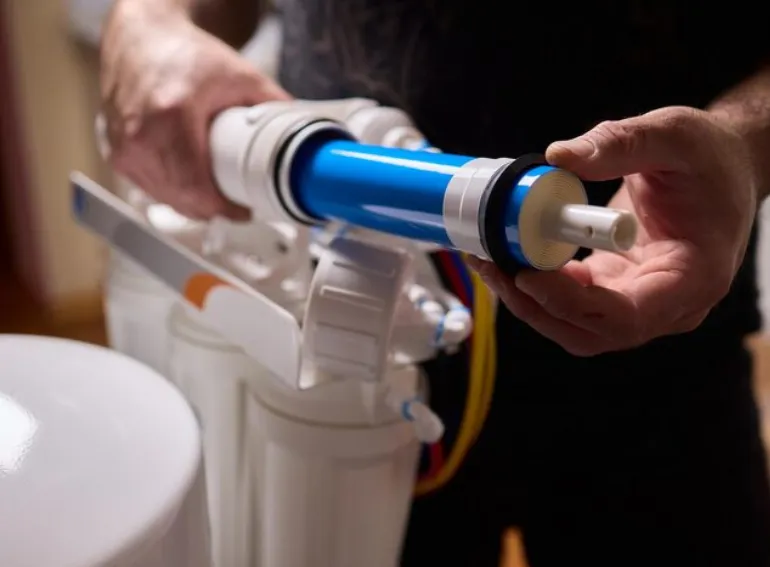 Water filtration system for home