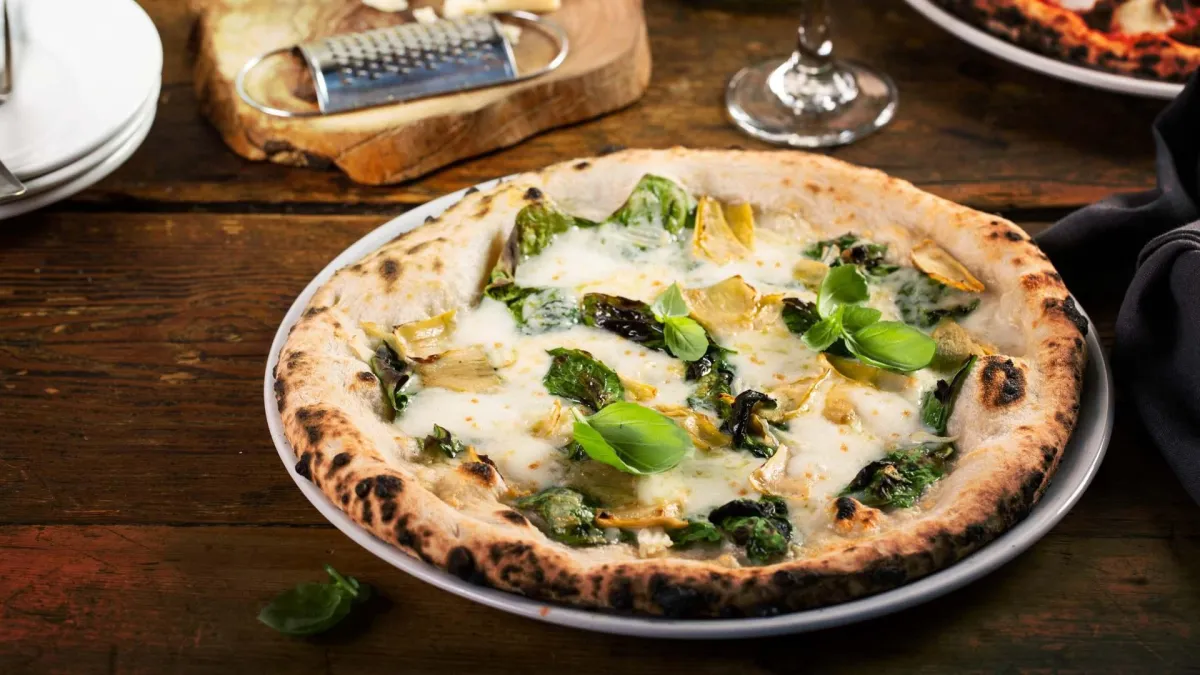 White Pizza In Signal Hill