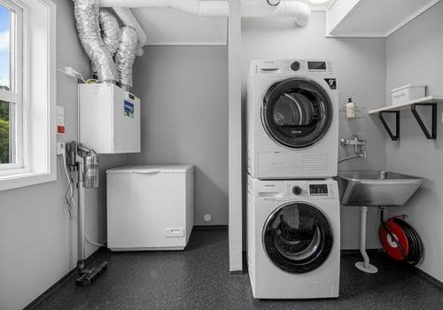  Hot Water Unit Replacement