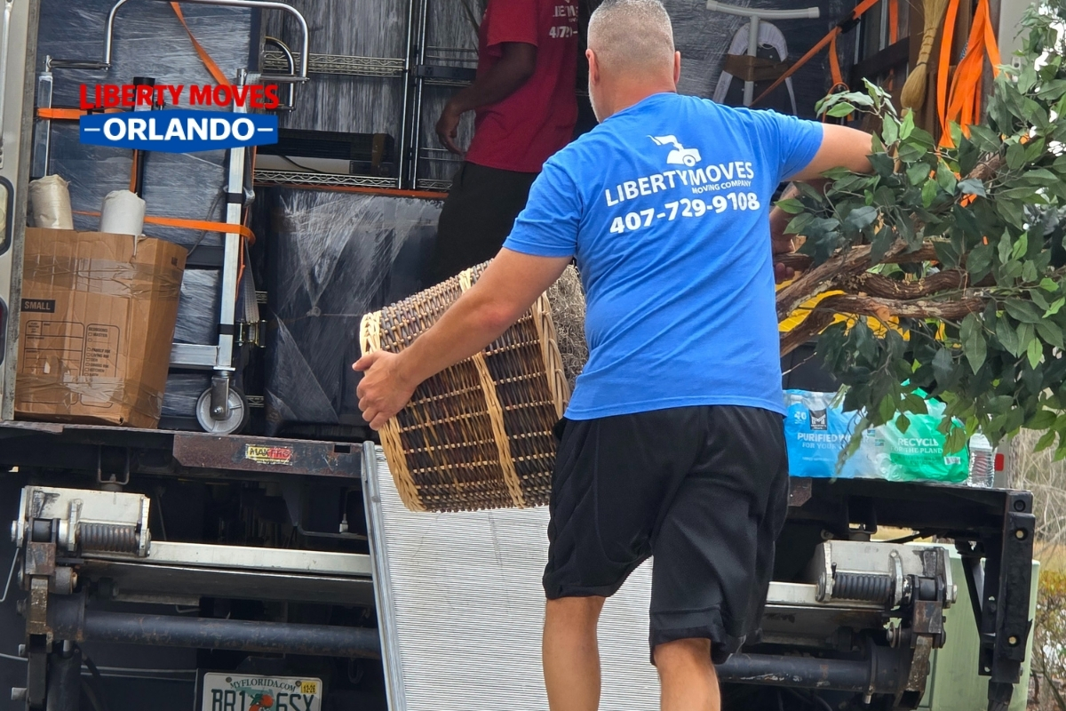 Orlando Movers: The Real Difference Between Licensed and Unlicensed