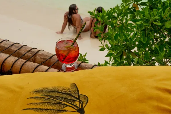 Rituales de desconexión consciente frente al mar en Pa’ue