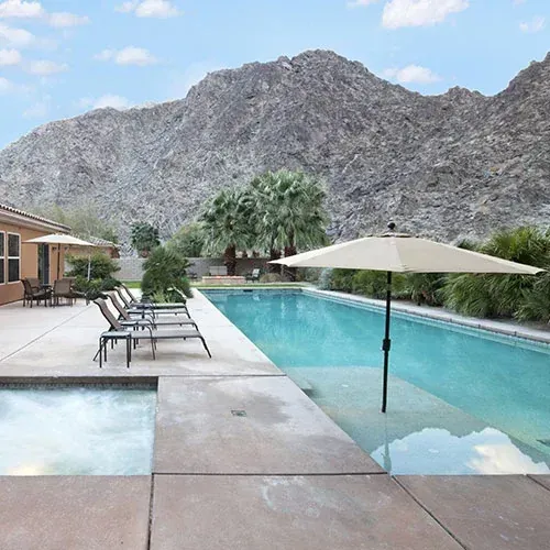 pool costruction