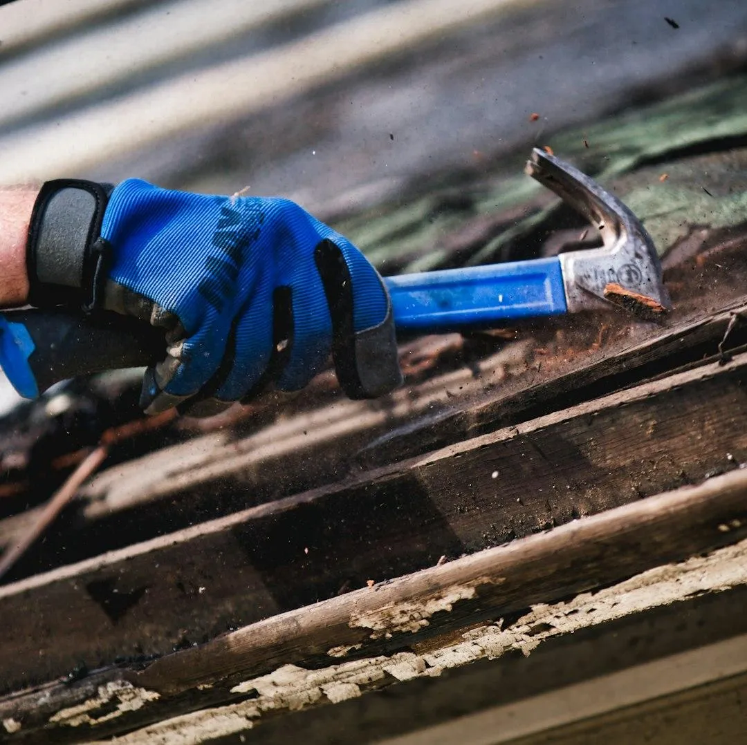 Experience the benefits of flat roofing with South Florida Roofing Miami.