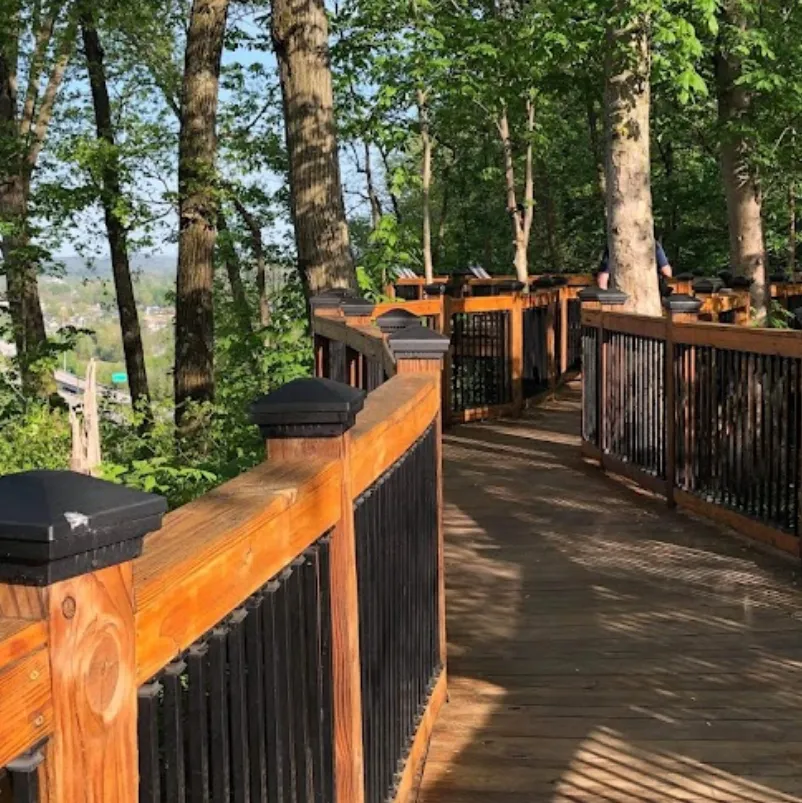 walking trail in fort boreman park in parkersburg wv