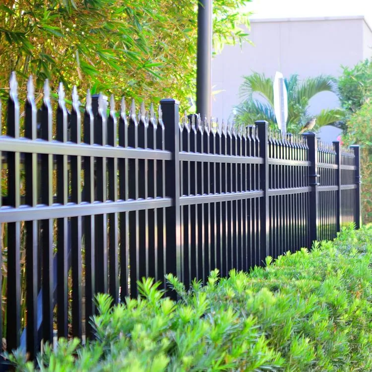 Black aluminum fence 