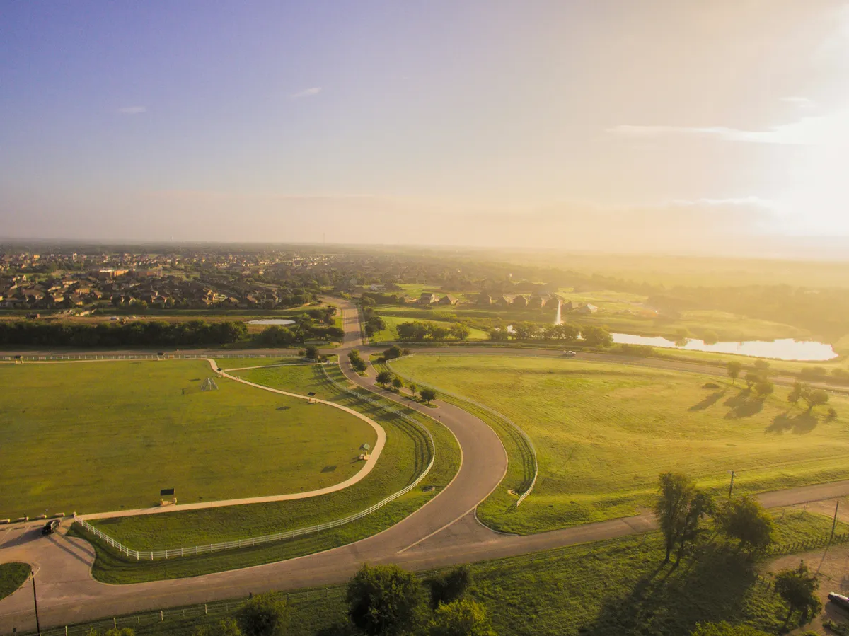 Clubs, Golf, and Things to Do in Sun City Texas