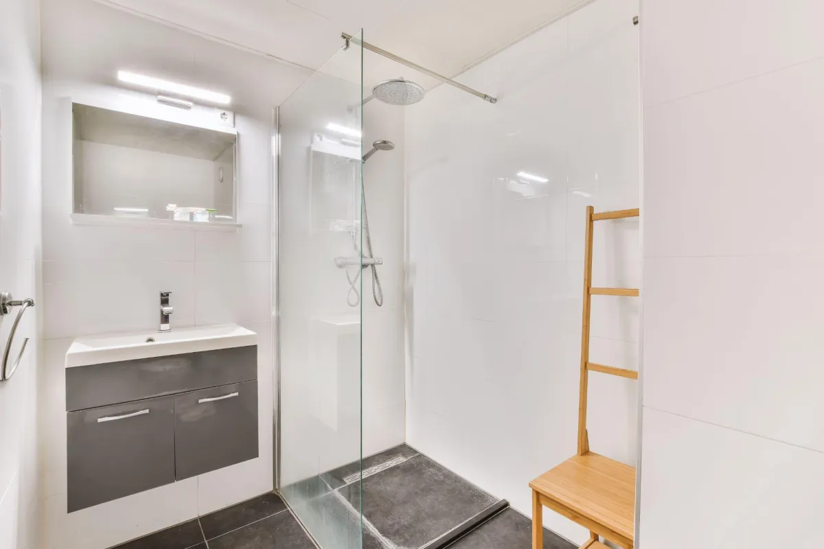 install bathroom vanity