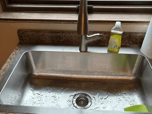 {{ custom_values.service_4 }} in {{custom_values.area_3})