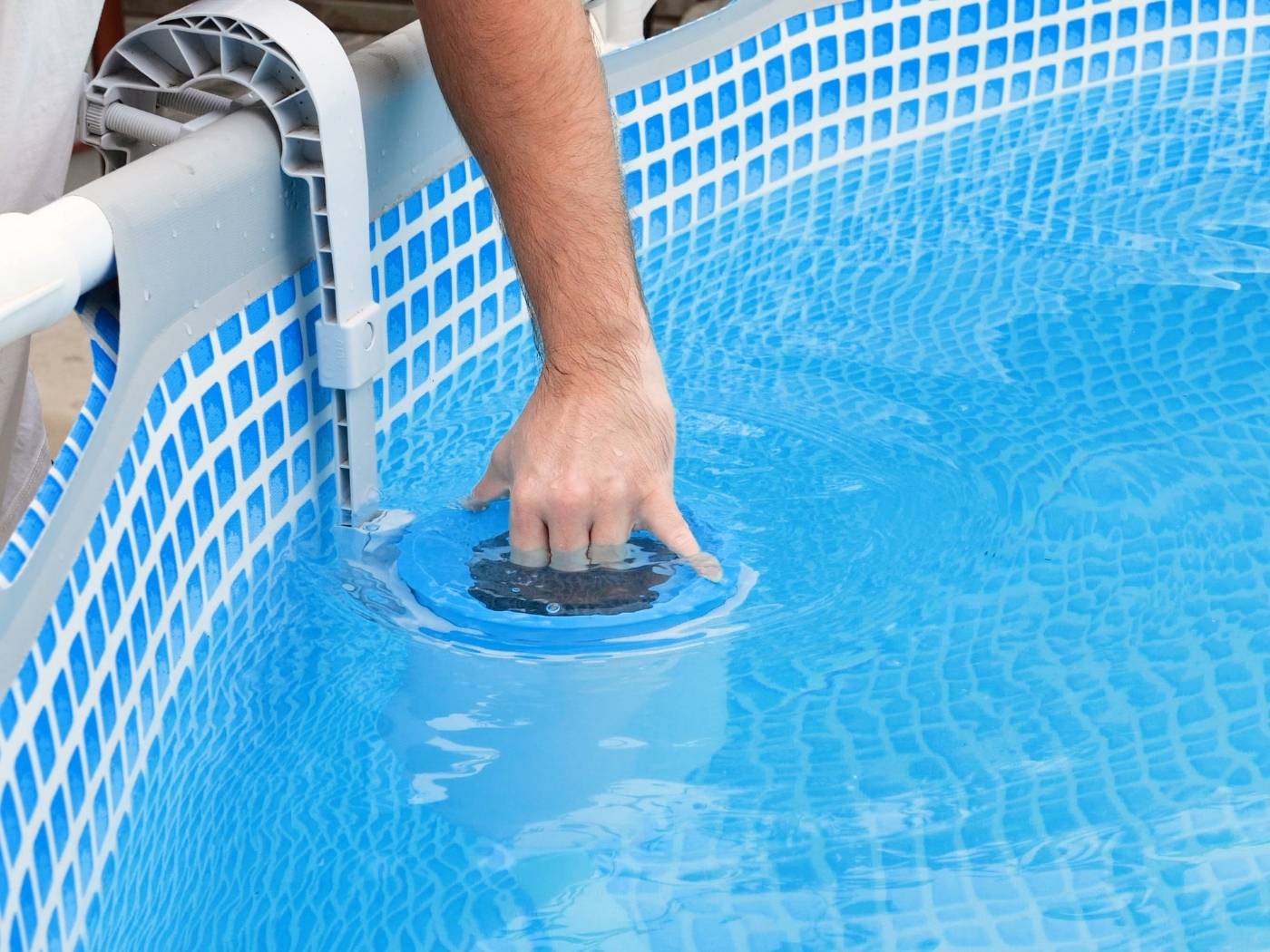 Weekly Pool Maintenance in Lakeland