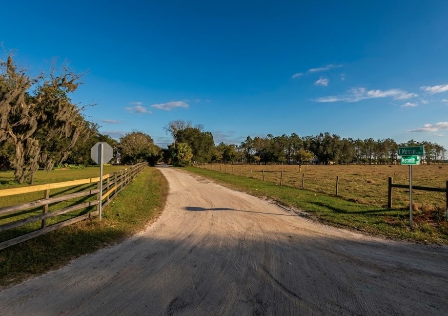 Pressure Washing Near Nesmith Merrin intersection