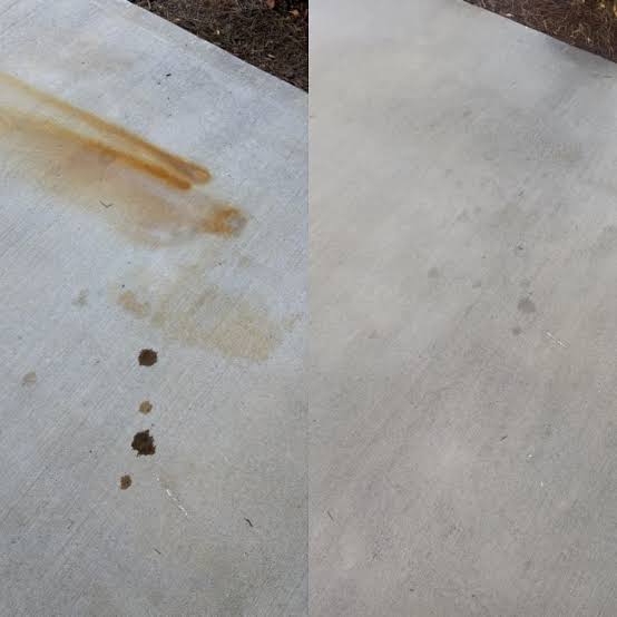 Residential roof washing service in Lakeland HOA community removing algae stains