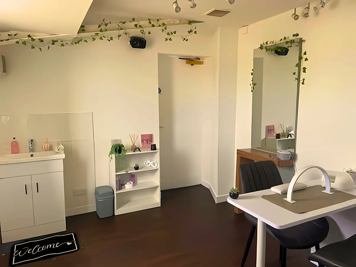 The Beauty by Amy salon space in Bowmore