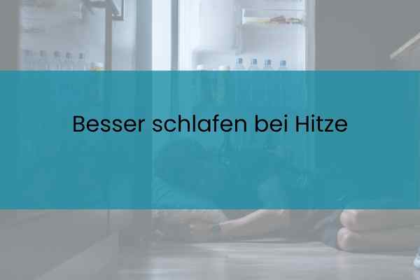 Junger Sportler schläft vor Kühlschrank.