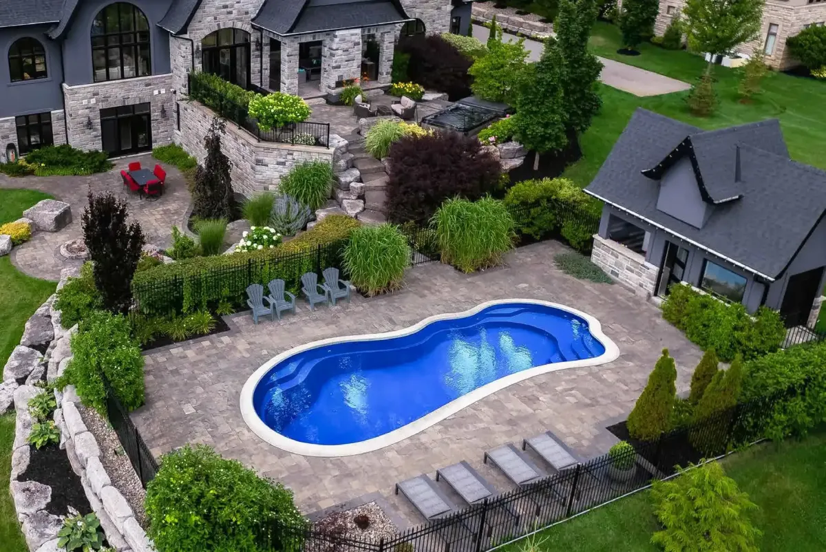 Freeform Pool Design