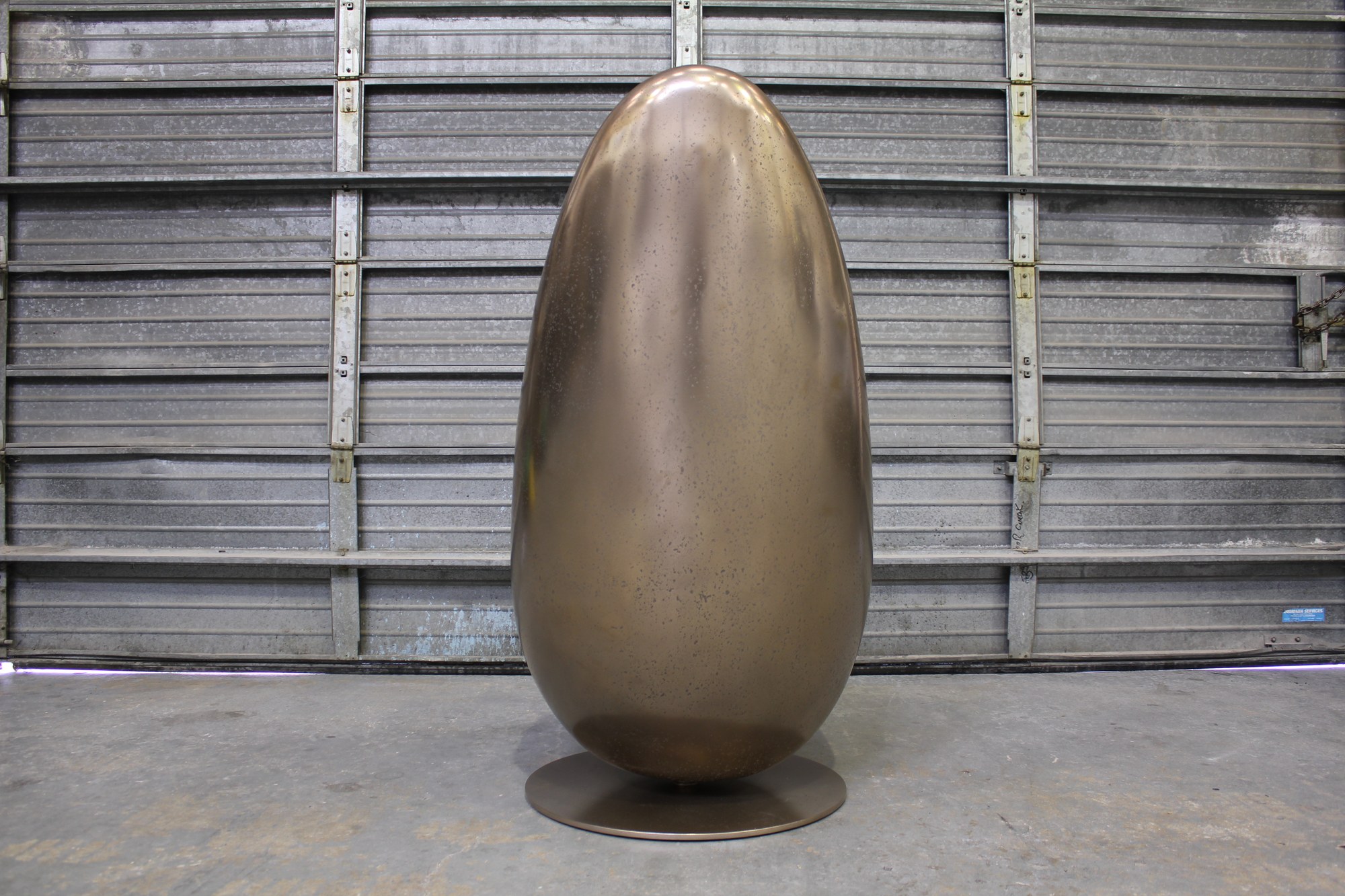 Caillou Chair - Auto Leather / Antique Bronze