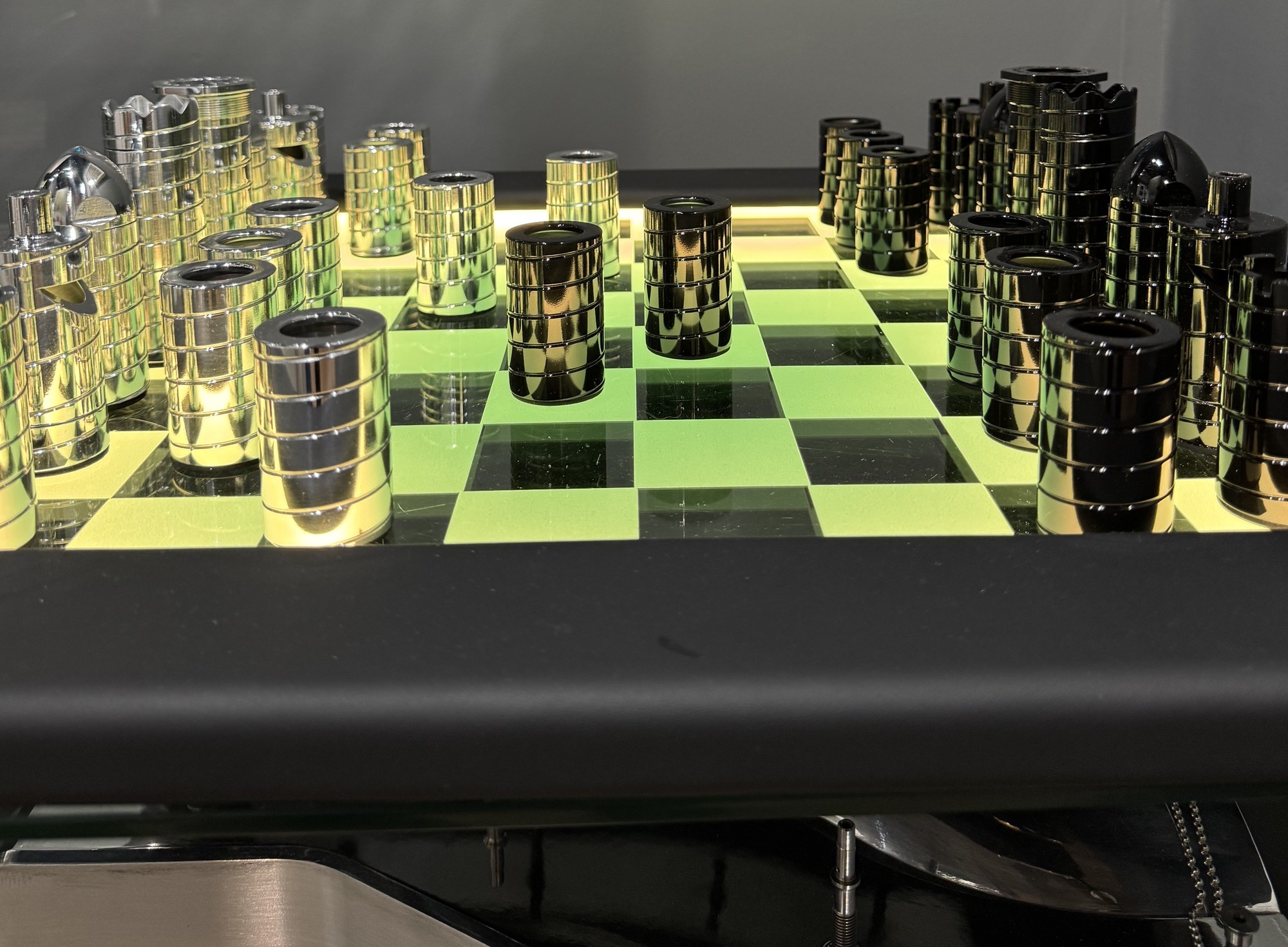 F1 Kers Chess Set - With Lit Leather frame