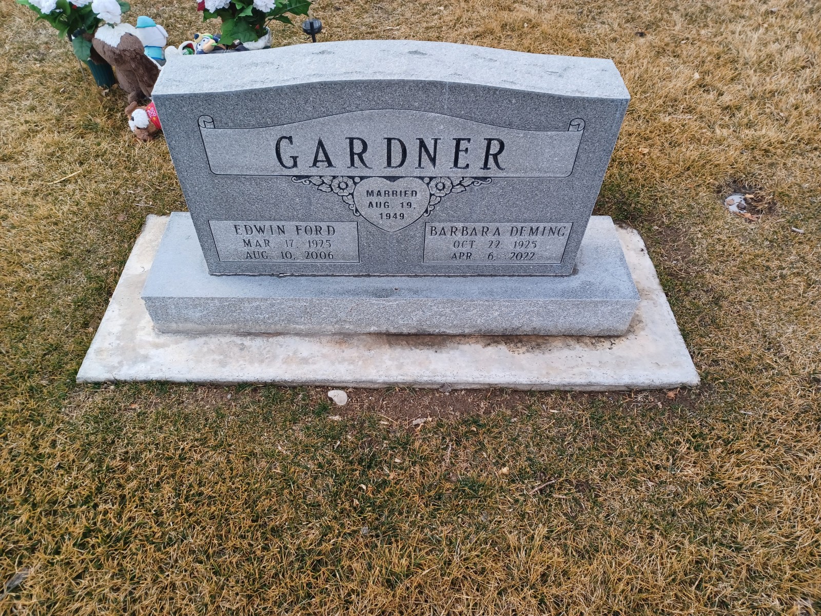 Upright Headstone