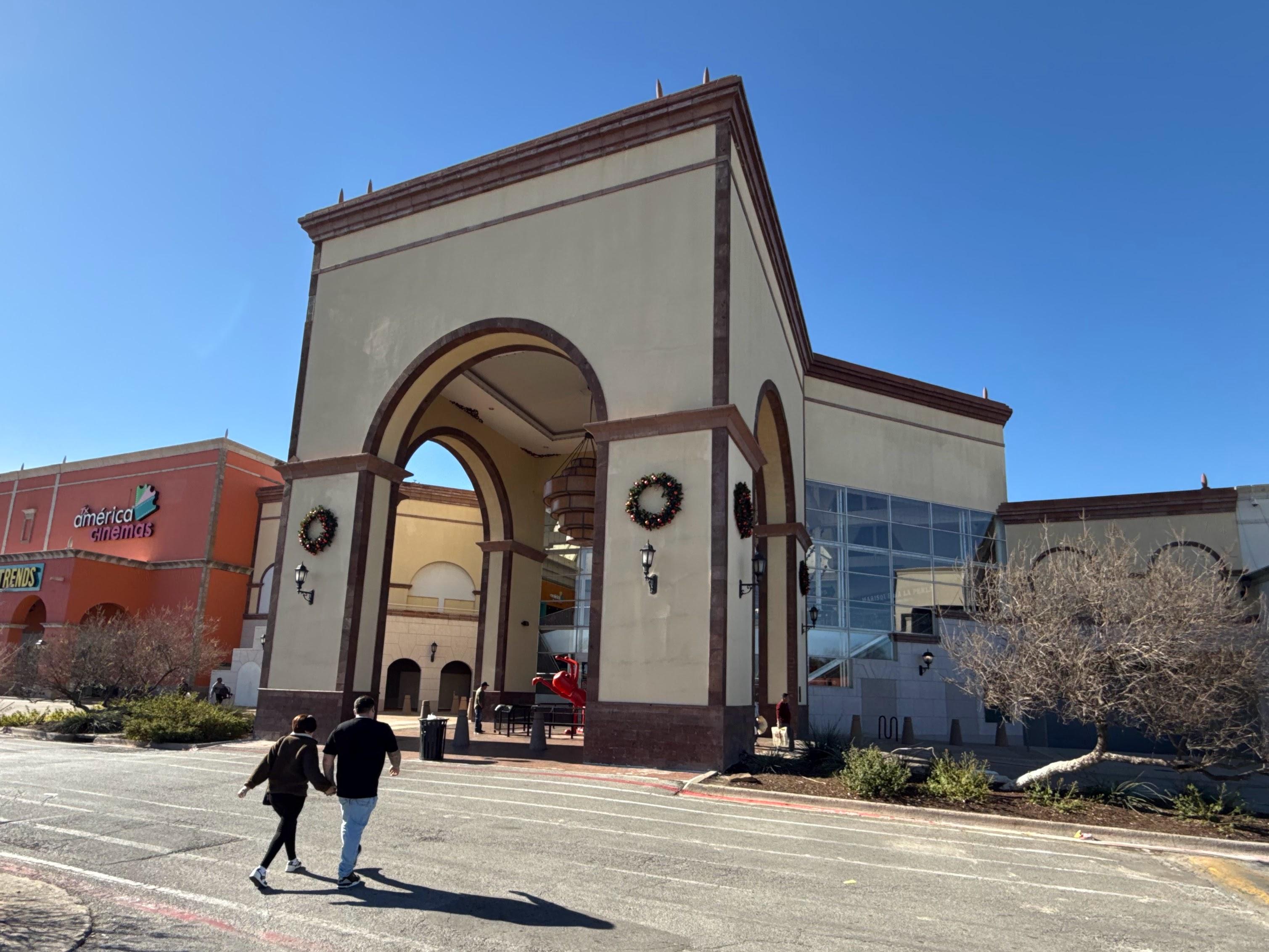 A Day at La Plaza Mall: Shop, Dine & Explore McAllen With Prime Car Rental