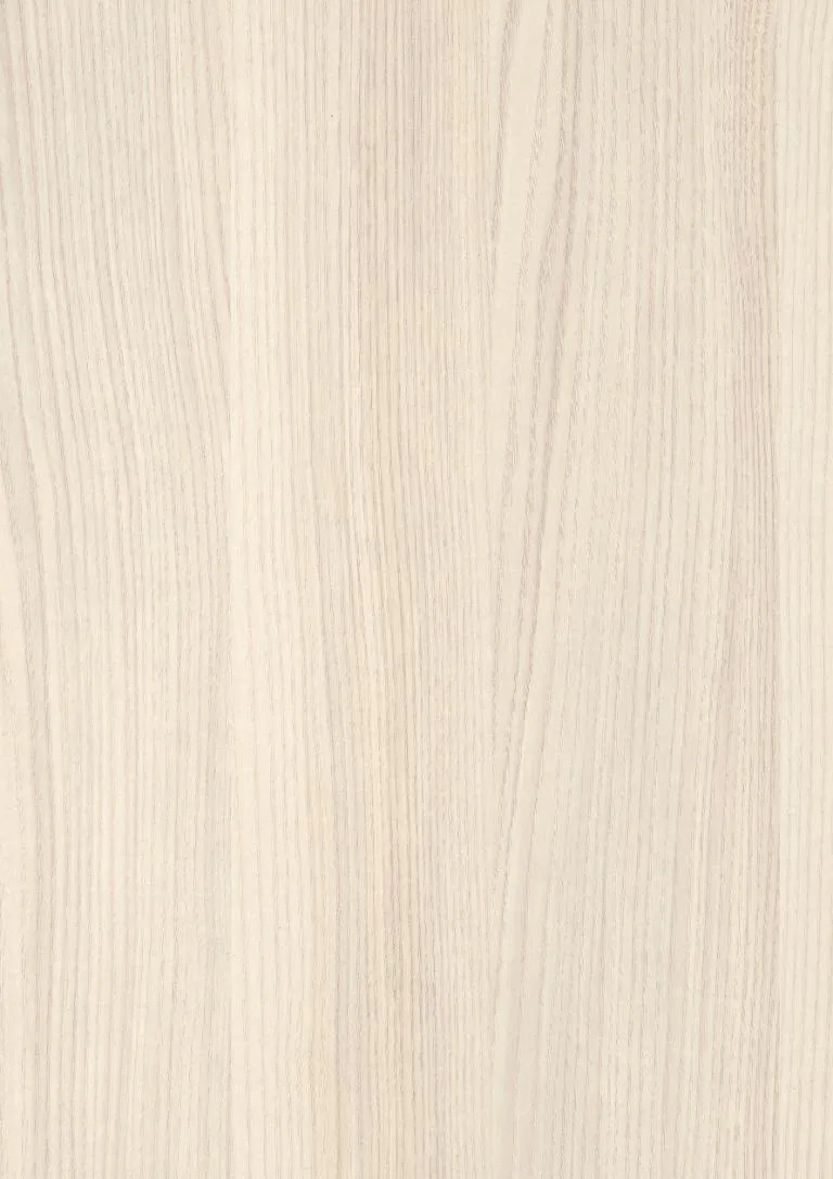 Light Natural Casella Oak – Custom Home Remodeling in Northbrook, IL